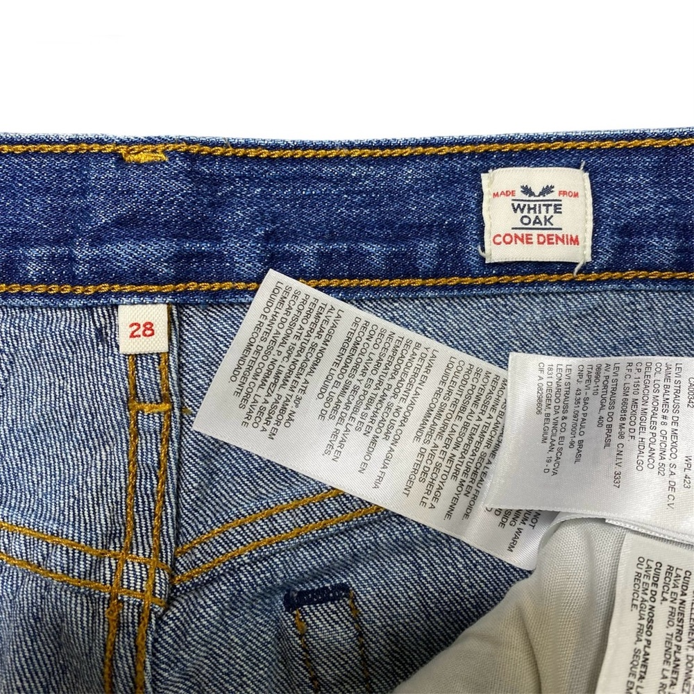 Levi’s White Oak Denim Blue Jeans - Picture 8 of 8